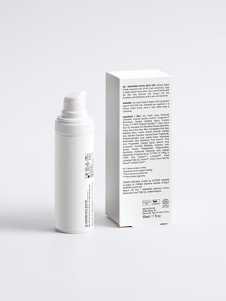 Sunscreen SPF30, with tint